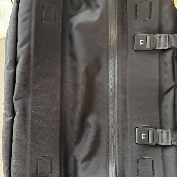 Make me an offer - Black Ember Forge 30 NWOT - Picture 6 of 6